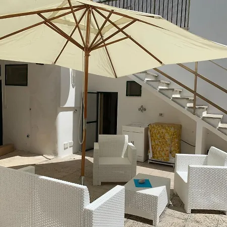 Azzurra Sct Apartment *